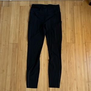 Lululemon size 6 leggings